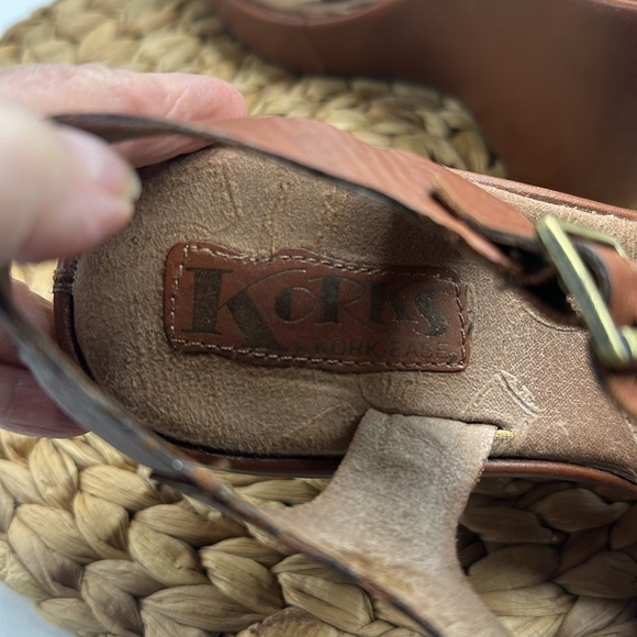 Korks Genuine Cognac  Leather Straps Uppers Comfort Wedge Sandal Size 9 - Picture 8 of 9